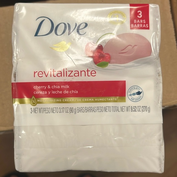 Dove bar soap - Picture 1 of 2